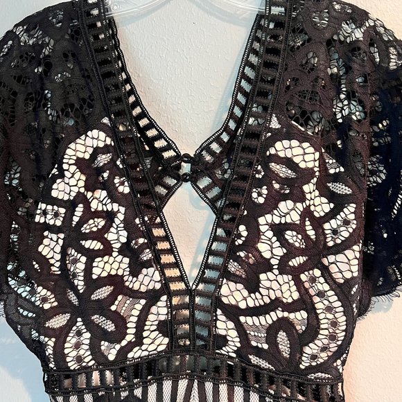 L'ATISTE Cocktail Black Lace Romper Size M - Picture 5 of 12